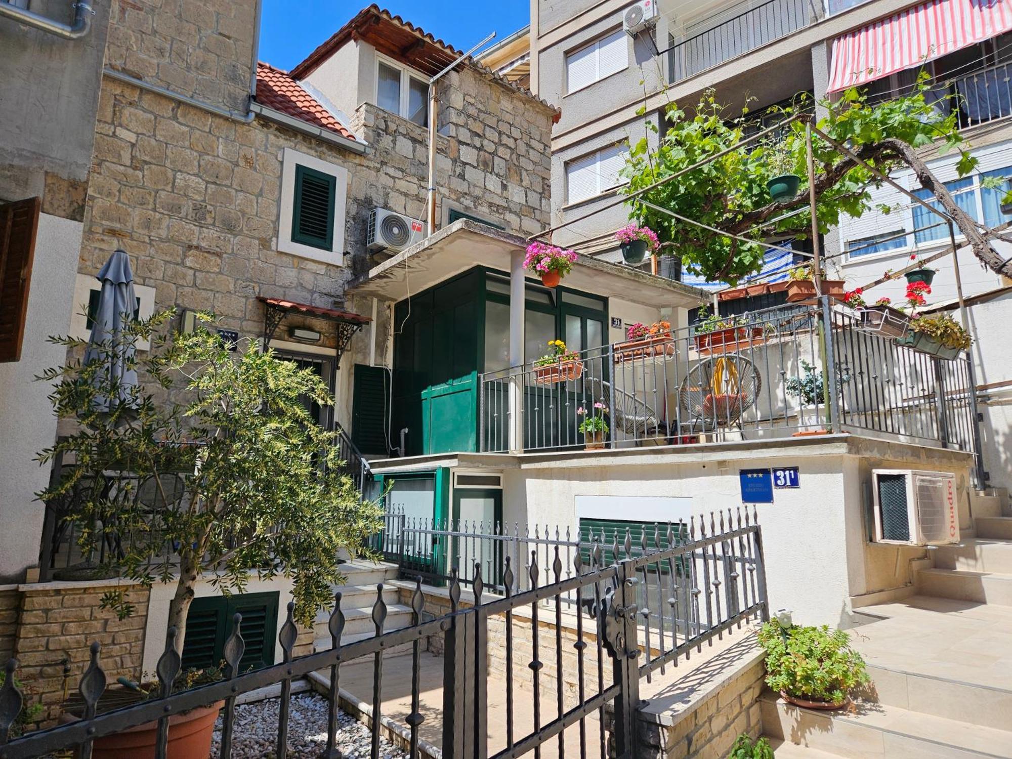 Apartment Gago Split Exterior photo